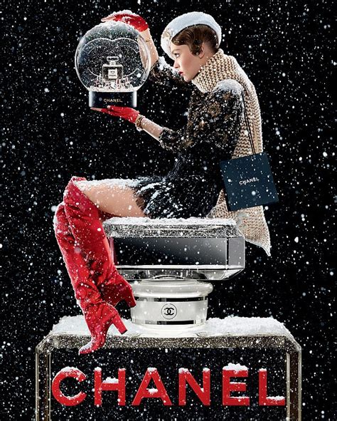 chanel christmas 2018 advert|Behind the scenes of the Chanel No5 Christmas .